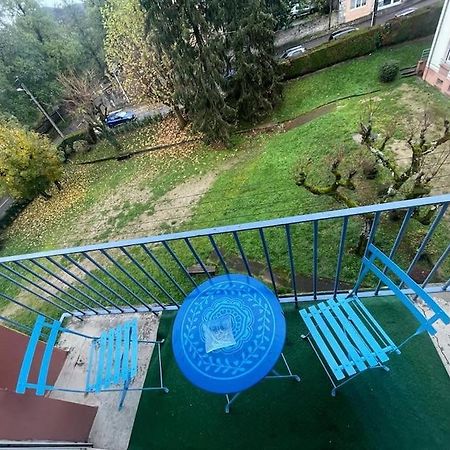 Appartement 2 Chambres Proche Gare 브장송 외부 사진