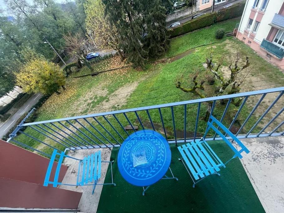 Appartement 2 Chambres Proche Gare 브장송 외부 사진