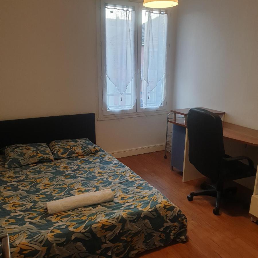 Appartement 2 Chambres Proche Gare 브장송 외부 사진