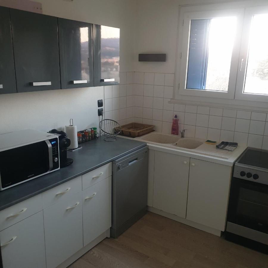 Appartement 2 Chambres Proche Gare 브장송 외부 사진